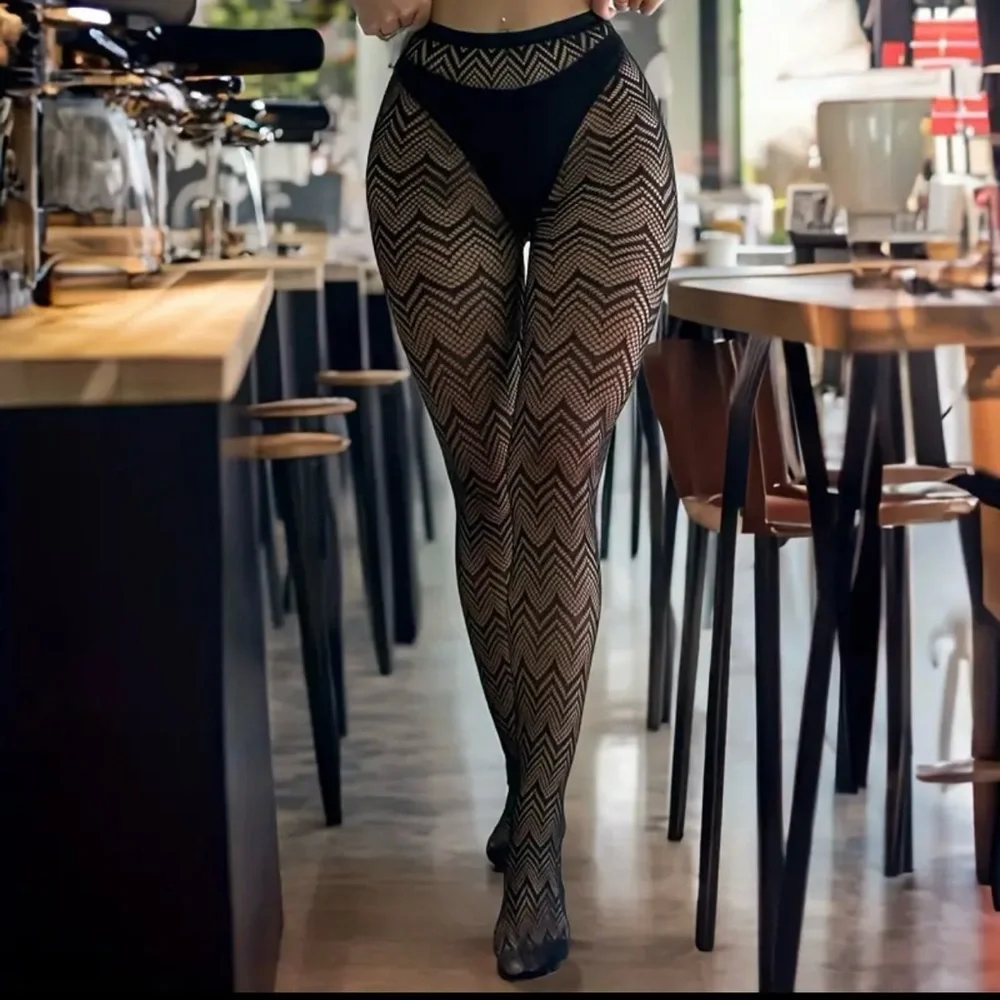 N/A geometric pattern